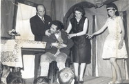 Jos Bolaos, Pepe el Pelao, Agueda y Chn, en "El Cuchillo de Plata", de 1960.-