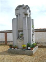 Monumento "A los caidos por Dios y por la Patria". Cementerio municipal de La Bañeza