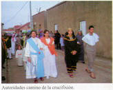 Autoridades camino de la crucifixin