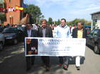 marchando en silencio hacia la Plaza Antonio Machado